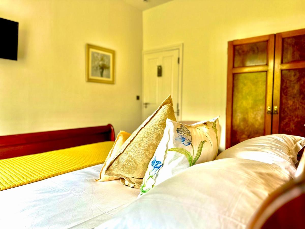 Greendale Teahouse And Rooms Chatburn ภายนอก รูปภาพ